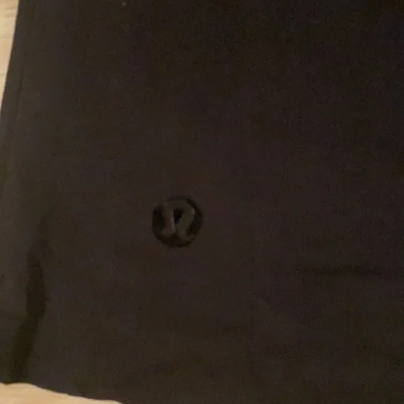 Lululemon Dance to Yoga Skort Size 6 - Picture 4 of 6